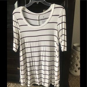 AE short sleeve top